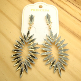 bijuterias baratas brinco tamanho médio em metal com pedras em acrílico - altura 8,5 cm